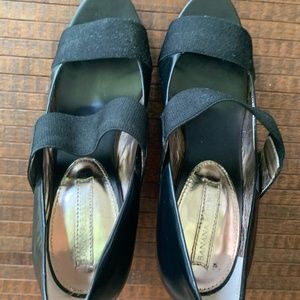 Banana Republic Peep Toe Pump Size 9